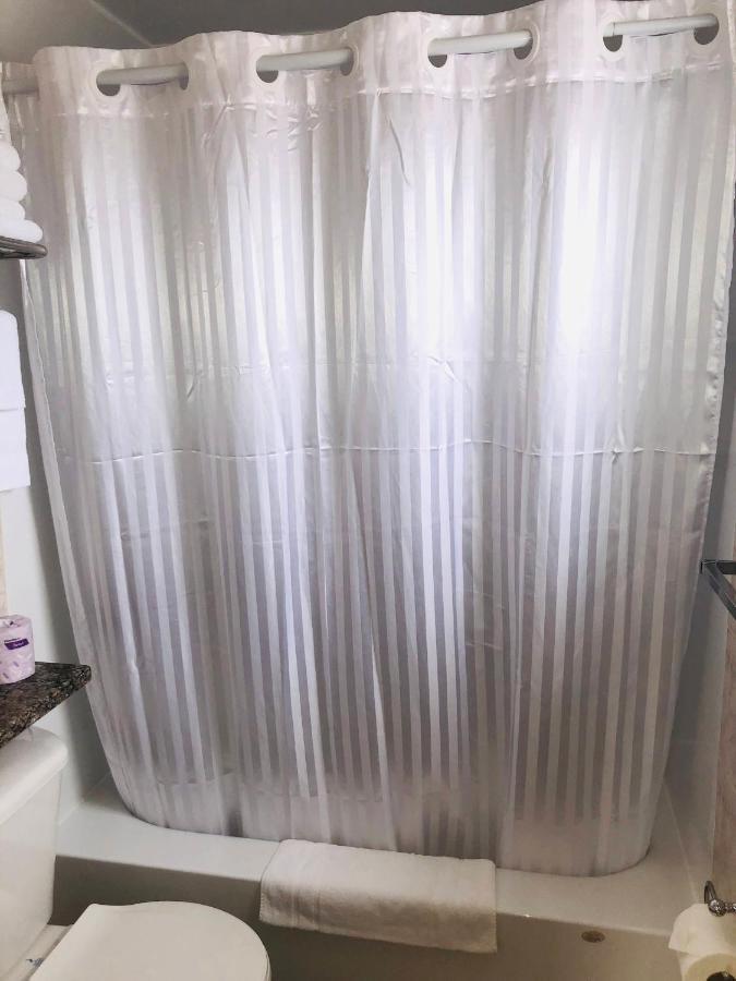 Perth Plaza Inn & Suites Ngoại thất bức ảnh