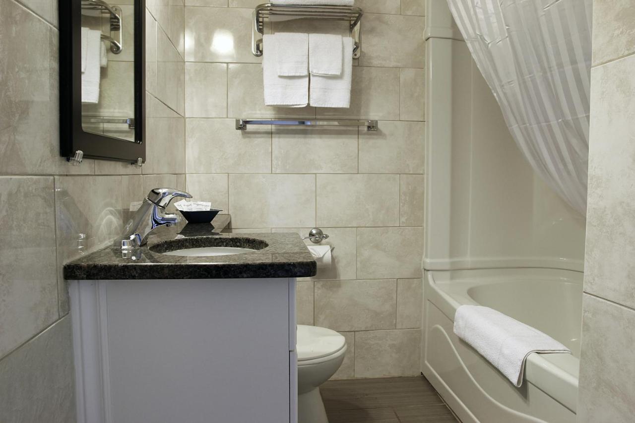 Perth Plaza Inn & Suites Ngoại thất bức ảnh