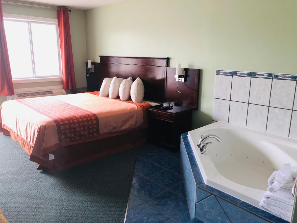 Perth Plaza Inn & Suites Ngoại thất bức ảnh