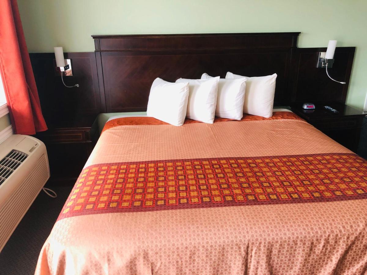 Perth Plaza Inn & Suites Ngoại thất bức ảnh