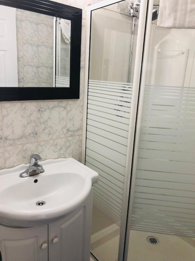 Perth Plaza Inn & Suites Ngoại thất bức ảnh