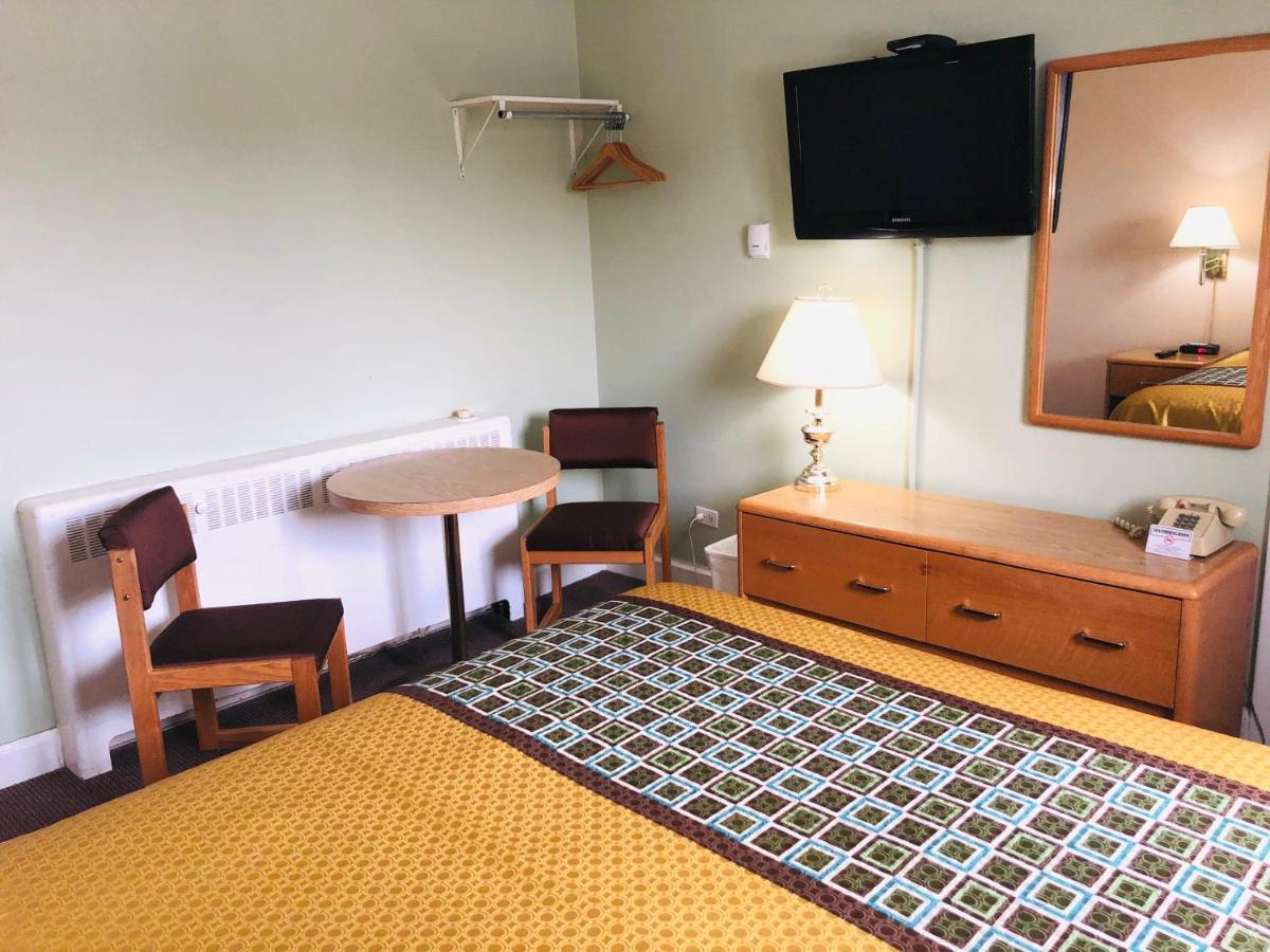 Perth Plaza Inn & Suites Ngoại thất bức ảnh